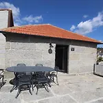 Casas Do Campo Da Moita