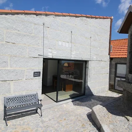 Casas Do Campo Da Moita *