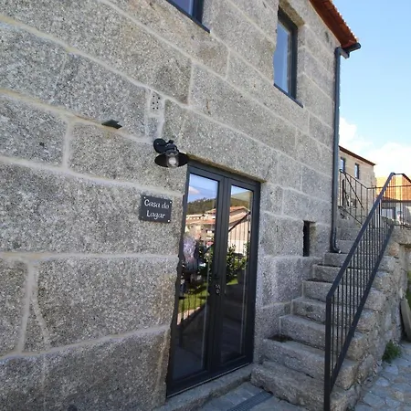 Casas Do Campo Da Moita Baião
