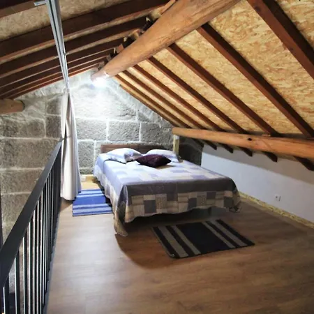 Casas Do Campo Da Moita