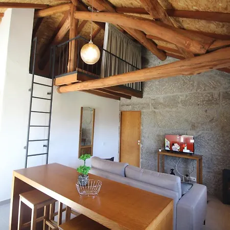Casas Do Campo Da Moita