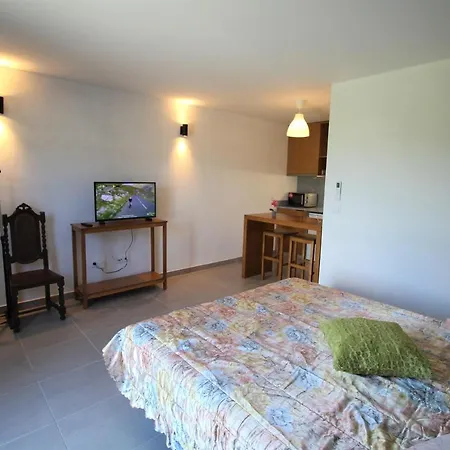 Casas Do Campo Da Moita *