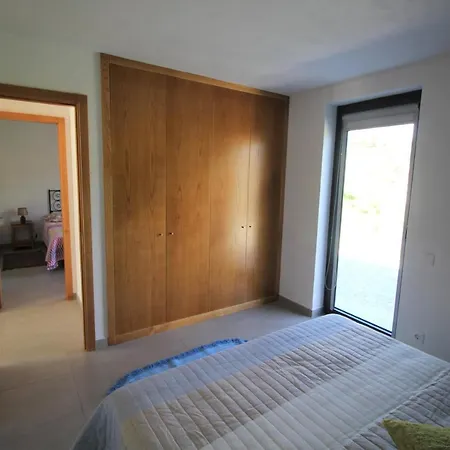 Casas Do Campo Da Moita