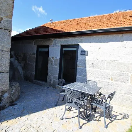 Casas Do Campo Da Moita *