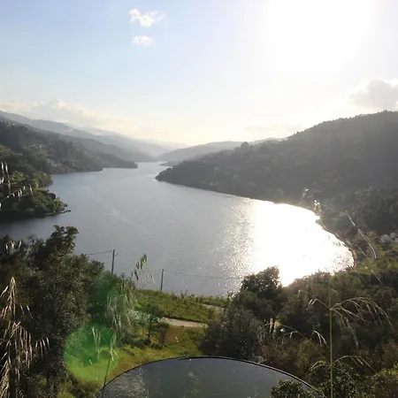 Casas Do Campo Da Moita