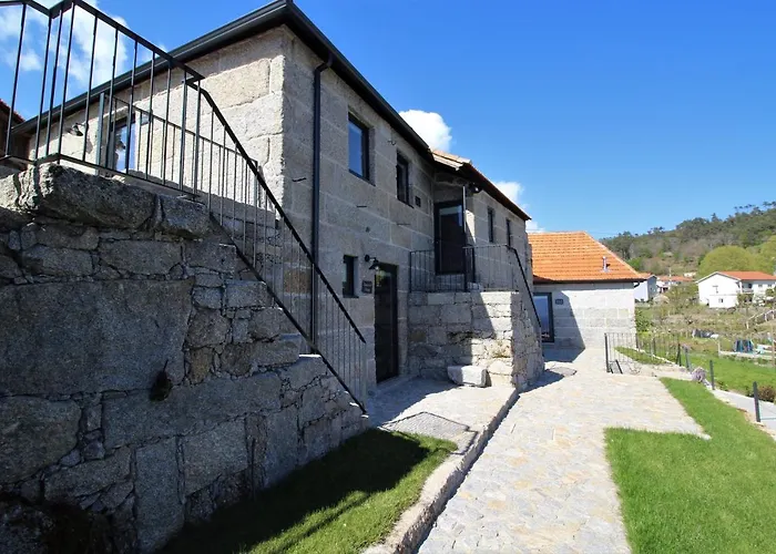 Casas Do Campo Da Moita Feriegård Baião