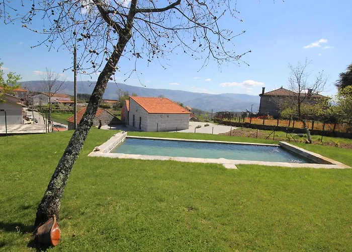 Casas Do Campo Da Moita *