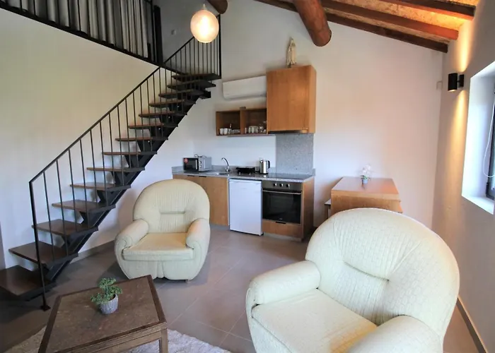 Casas Do Campo Da Moita *