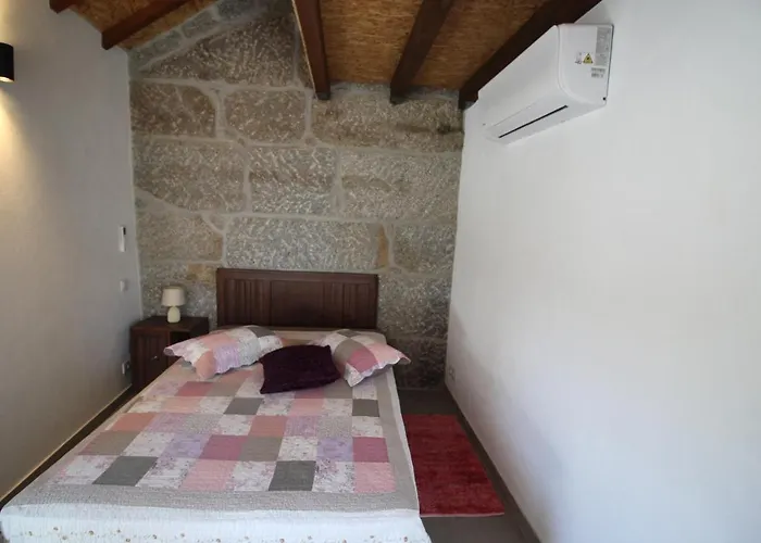 Casas Do Campo Da Moita