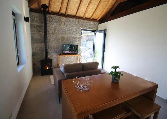 Casas Do Campo Da Moita *