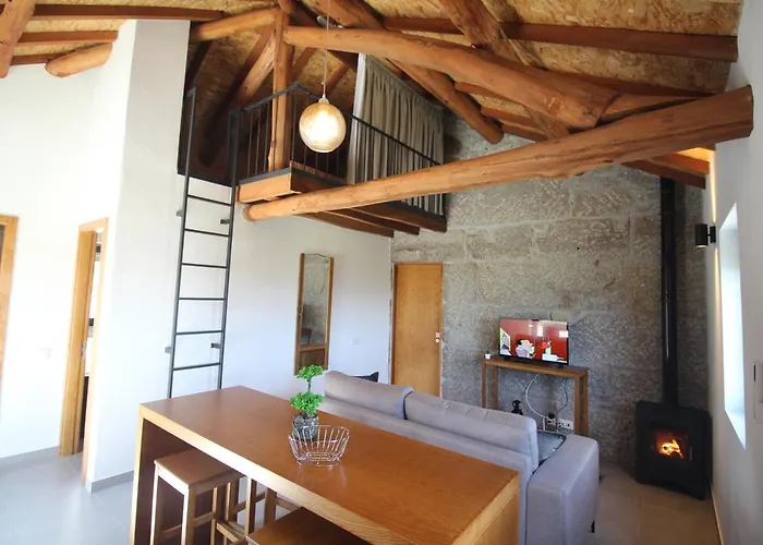 Casas Do Campo Da Moita