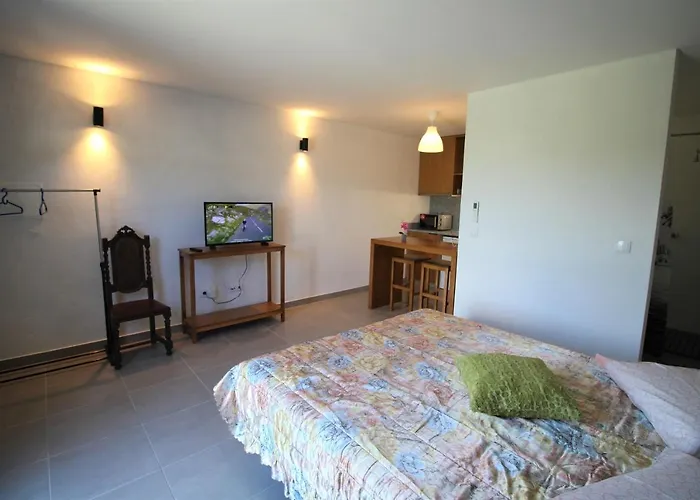 Casas Do Campo Da Moita *