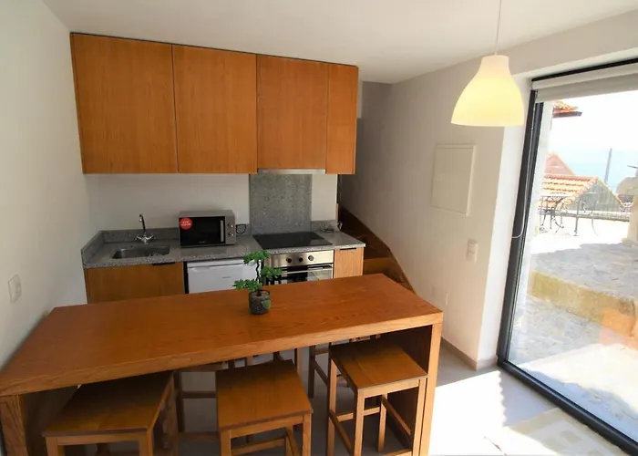 Casas Do Campo Da Moita Baião