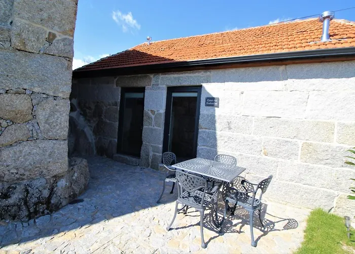 Casas Do Campo Da Moita *