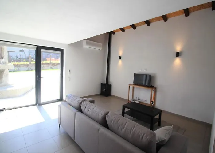 Casas Do Campo Da Moita Baião