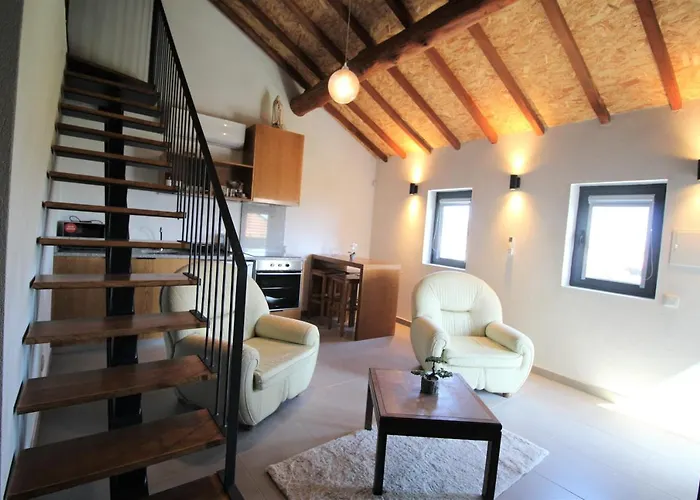 Casas Do Campo Da Moita